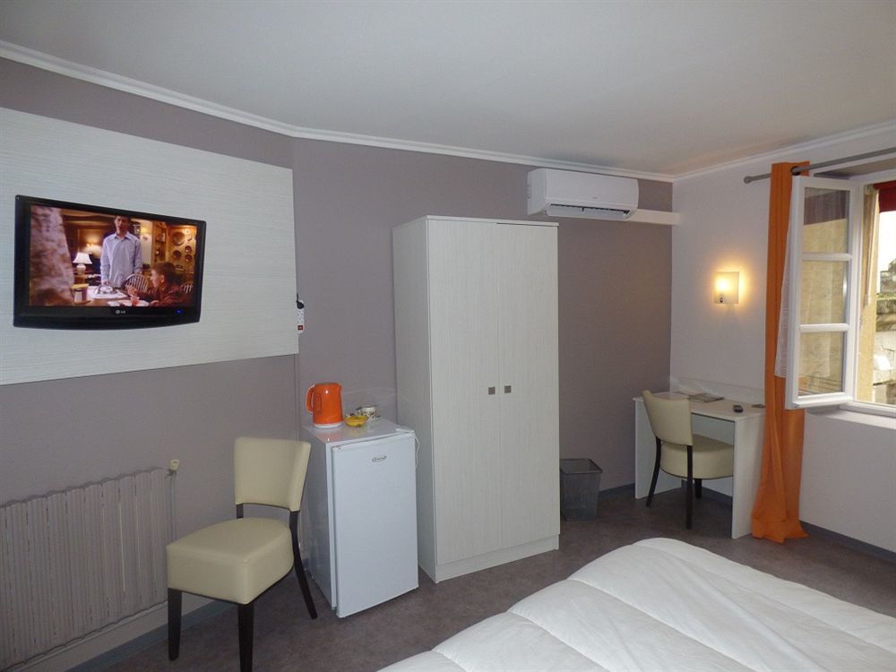 Hotel Du Centre Pierrelatte Eksteriør bilde