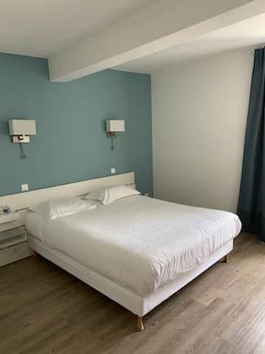 Hotel Du Centre Pierrelatte Eksteriør bilde